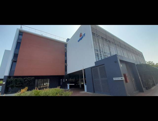 709M² OFFICE TO LET IN LA LUCIA